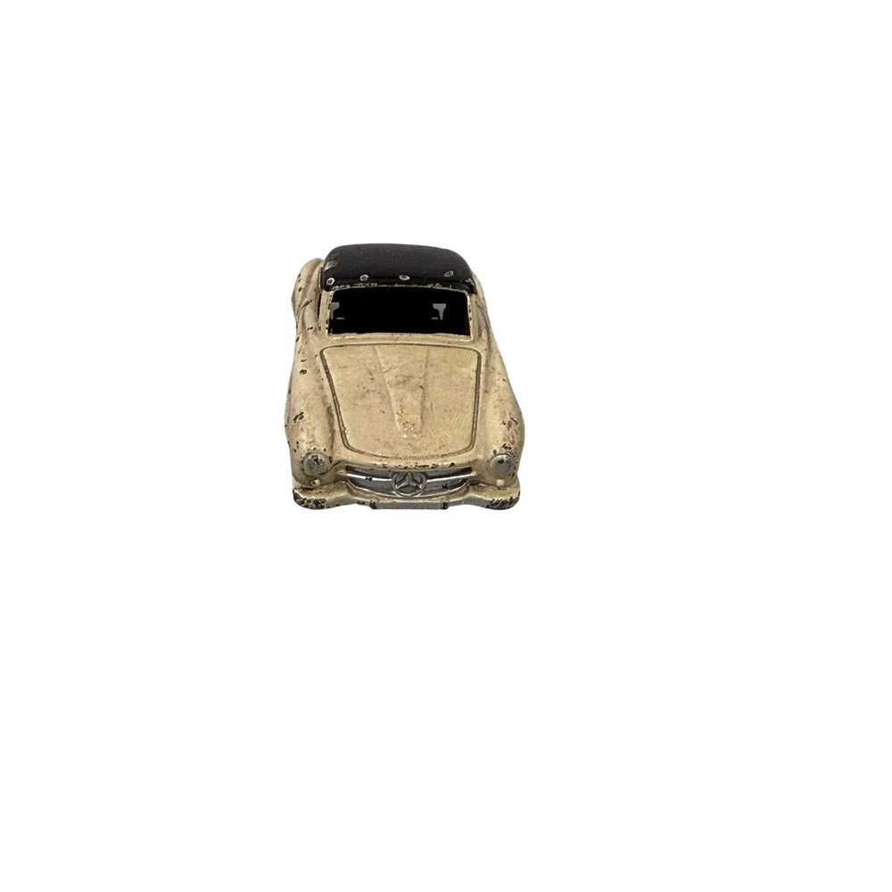 Vintage Dinky Toys Mercedes 190 SL 24H Diecast Car Made in France Meccano White